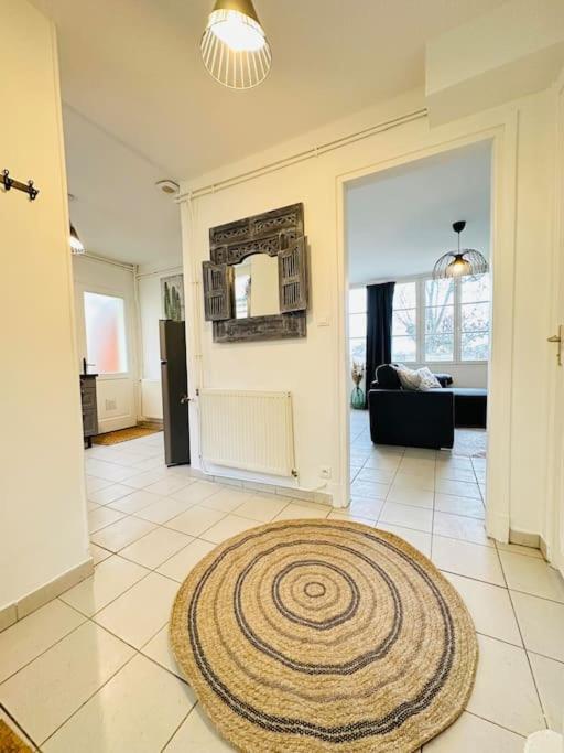 Maison Des Chenizelles Laon Bagian luar foto