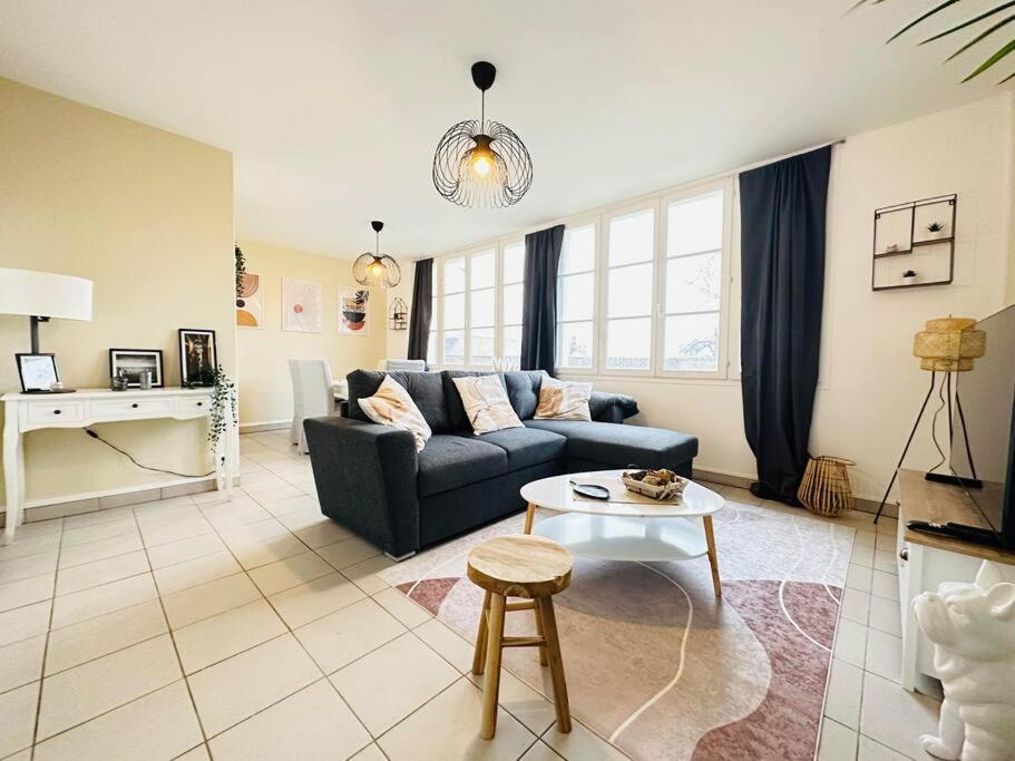 Maison Des Chenizelles Laon Bagian luar foto
